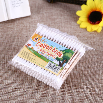 Bag of cosmetic embroidery cotton swabs with a pointed end and a round end 