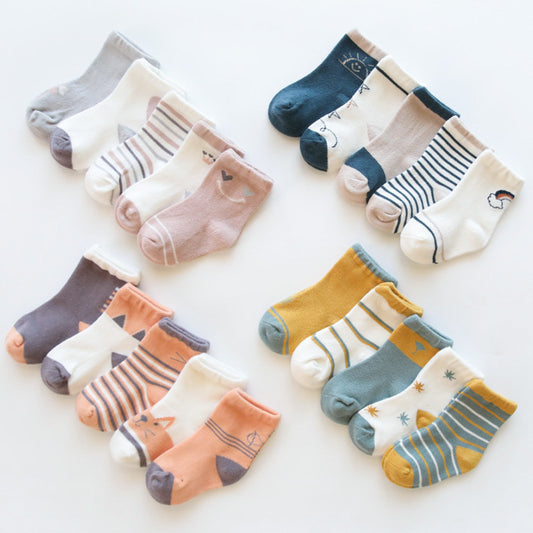 Spring and autumn new cartoon middle tube children's socks combed cotton boys and girls baby socks baby socks children's socks 