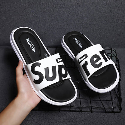 New style men's slippers, summer tide, Korean version, fashion, all-match personality, indoor and outdoor, beach couples, one word sandals and slippers for men 