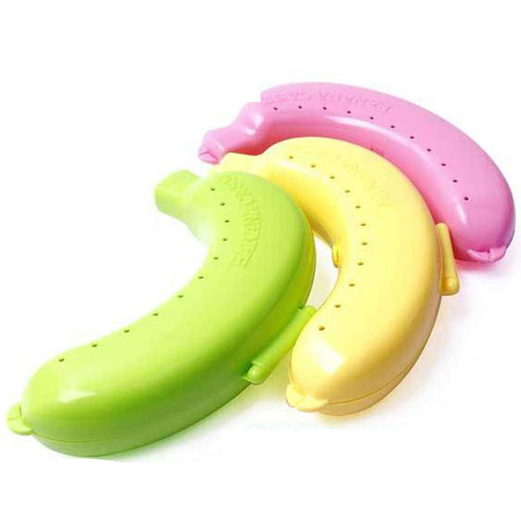 Portable plastic banana box for school outings and picnics with anti-crush banana protector banana case 