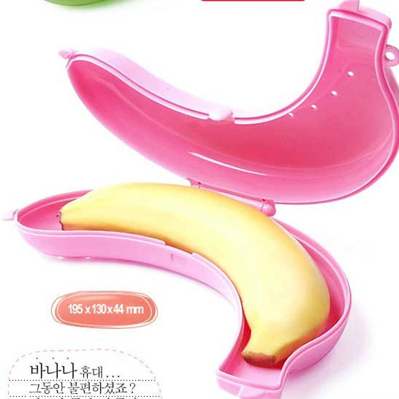 Portable plastic banana box for school outings and picnics with anti-crush banana protector banana case 