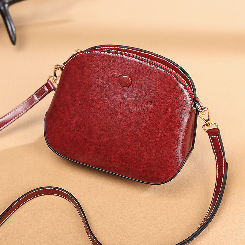 2022 Early Spring Shoulder Bag Women's Bag Oil Wax Leather Small Bag Oil Leather Shell Bag Women's Messenger Bag Women's Bag Guangzhou Wholesale 