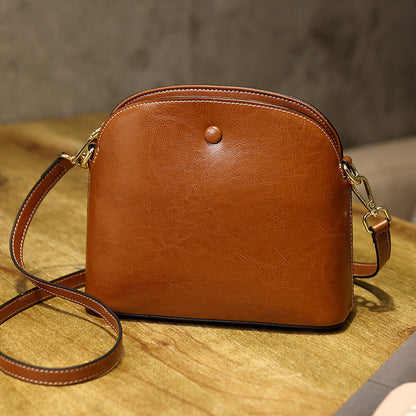 2022 Early Spring Shoulder Bag Women's Bag Oil Wax Leather Small Bag Oil Leather Shell Bag Women's Messenger Bag Women's Bag Guangzhou Wholesale 