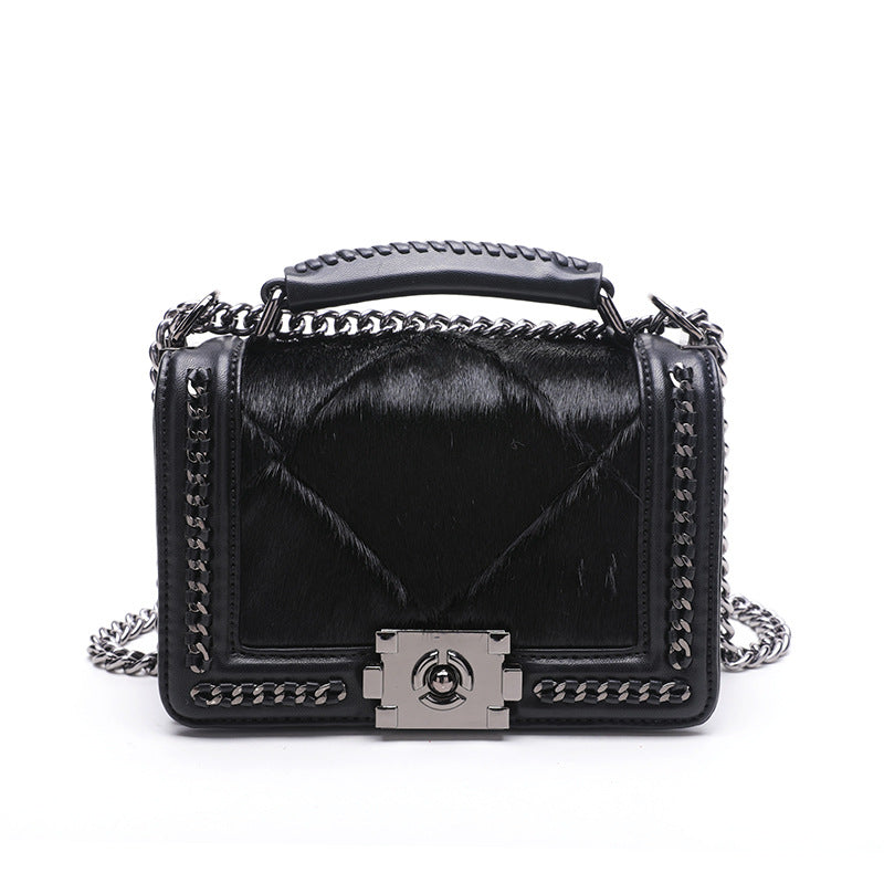 Factory direct sales crossbody bag 2020 autumn and winter new women's bag fashion chain bag horsehair shoulder handbag trendy 