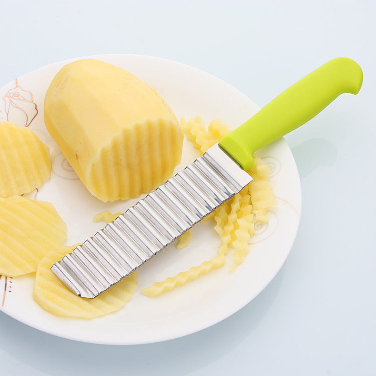 Yangjiang French stainless steel corrugated knife professional potato knife fries slicer fruit corrugated knife in stock 