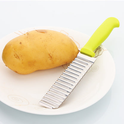 Yangjiang French stainless steel corrugated knife professional potato knife fries slicer fruit corrugated knife in stock 