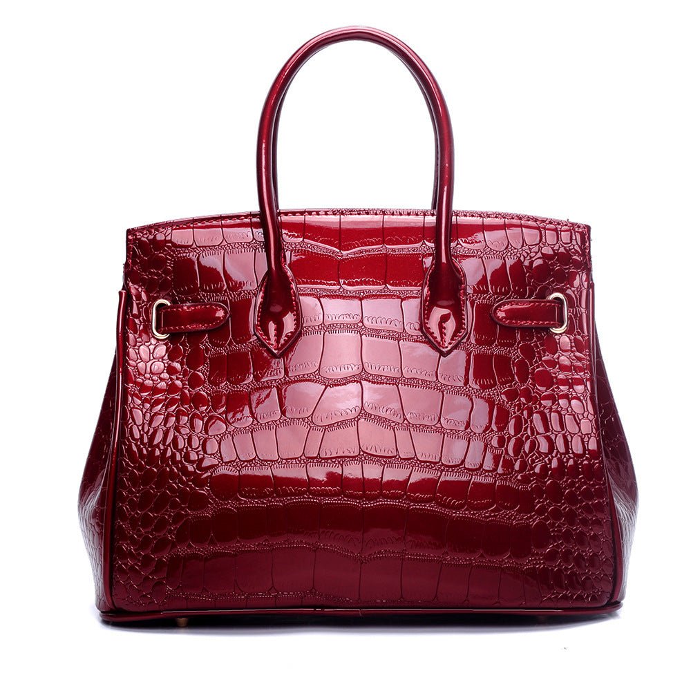 အမျိုးသမီးများအတွက်အိတ် 2022 New Crocodile Pattern Platinum Bag Crossbody Bag ဥရောပနှင့်အမေရိကန်ဖက်ရှင်ပခုံးလက်ကိုင်အိတ် စက်ရုံတိုက်ရိုက်ရောင်းချ 