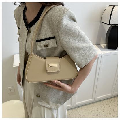 High-quality French-style niche bags 2024 new women's bags solid color popular crossbody shoulder underarm bag baguette bag 