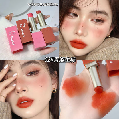 kekemood matte matte lipstick ဆောင်းဦးနဲ့ဆောင်းရာသီ နှုတ်ခမ်းနီ ကတ္တီပါအဖြူရောင် ပေါ့ပါးတဲ့မိတ်ကပ် ကြာရှည်ခံပြီး ပျက်ဖို့မလွယ်တဲ့ မိန်းကလေးတွေ 