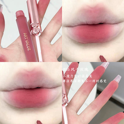 Art Value Bear Club Matte Lip Mud Velvet ကျောင်းသားများအတွက် ရောင်စုံဘက်စုံသုံး Lip Glaze ကို တတ်နိုင်၍ နယ်စပ်ဖြတ်ကျော် လက်ကား၊ 