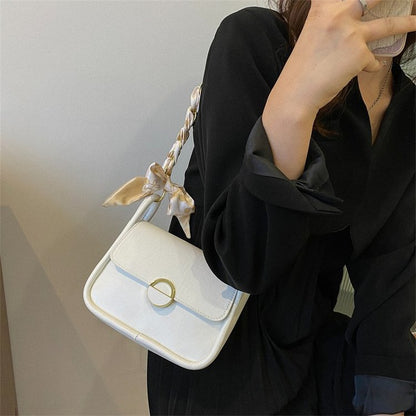 Niche texture underarm bag women's summer 2022 new trendy fashion chain bag small square bag all-match ins Messenger bag 