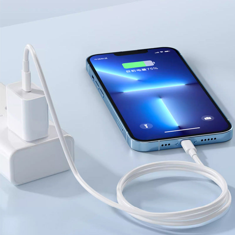 Rio Tinto USB-c smart universal charging kit PD-20W တည်ငြိမ်ပြီး စက်ကို မထိခိုက်စေဘဲ လက်မှတ်ရ အားသွင်းခေါင်း စက်ရုံမှ တိုက်ရိုက်ရောင်းချခြင်း