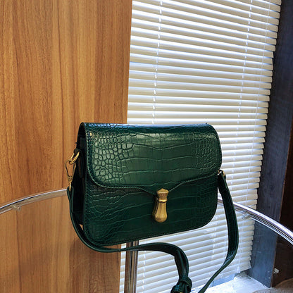 Crocodile pattern small square bag 2022 new retro fashion trend shoulder bag high-end bag niche crossbody bag for women