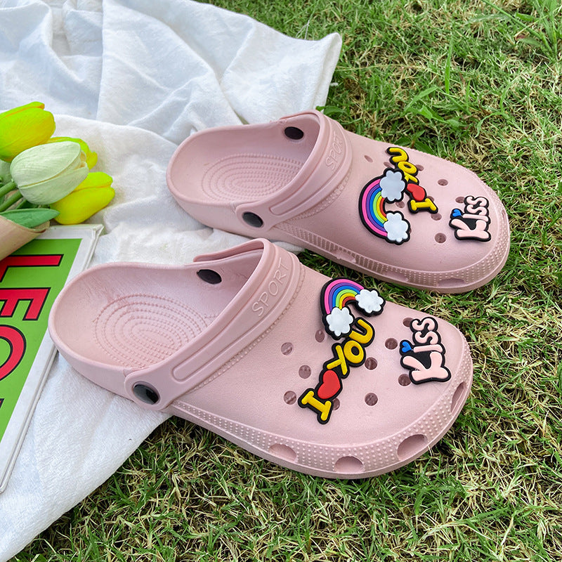 2022 new hole shoes female summer fashion girl cute outerwear beach sandals Baotou shoes non-slip slippers female 