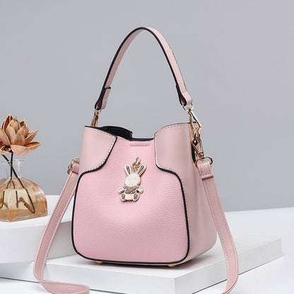 2023 New Bucket Women's Bag Retro Fashion ကိုရီးယားစတိုင် ခေတ်မှီရိုးရှင်းပြီး ဆွဲဆောင်မှုရှိသော ပခုံးတစ်ဖက်တည်း Crossbody လက်ကိုင်အိတ် တစ်ပိုင်း Dropshipping 