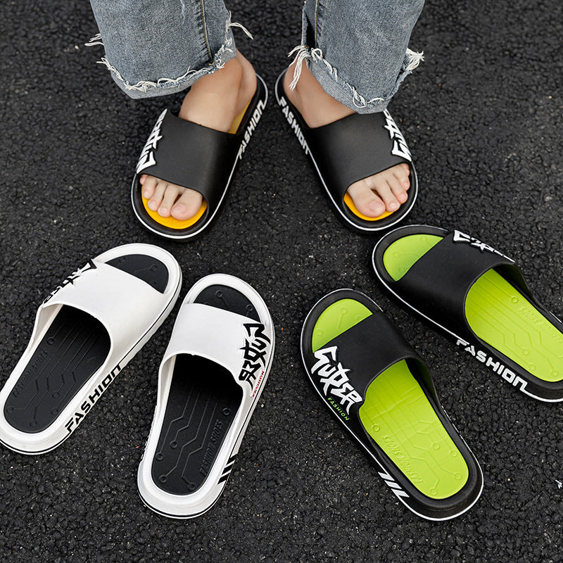 2023 summer men's slippers fashion new trend outside wear flip flops indoor non-slip slippers men's home slippers