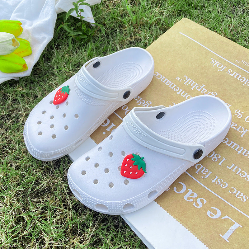 2022 new hole shoes female summer fashion girl cute outerwear beach sandals Baotou shoes non-slip slippers female 