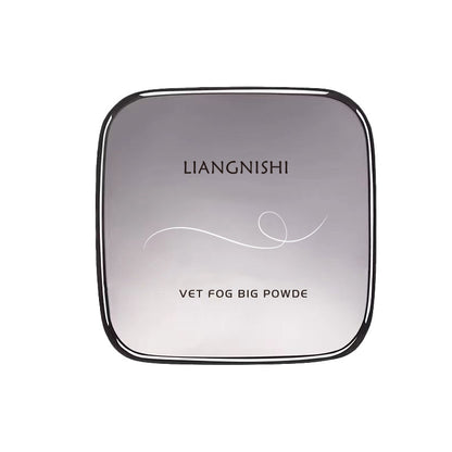 Jingnishi velvet large powder cake is natural, clear, dry and refreshing to touch up and set makeup without drying. It lasts long and repairs the appearance with large capacity powder cake 