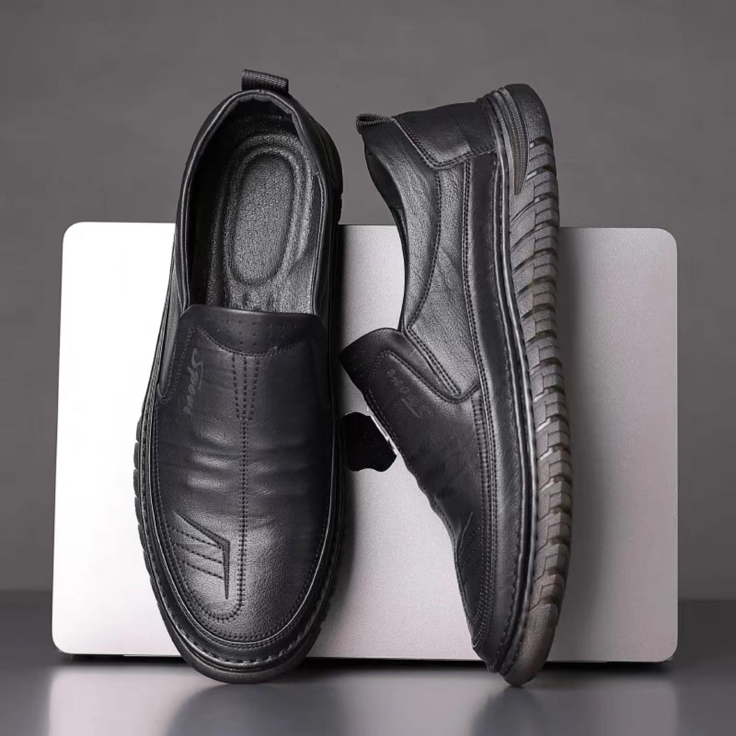 2022 spring and autumn new middle-aged business casual leather shoes daily versatile men's breathable leather slip-on dad shoes 