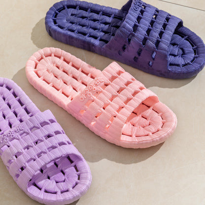 Factory direct selling home slippers four seasons bath leaking drag men and women soft bottom hollow anti-slip couple bathroom sandals and slippers