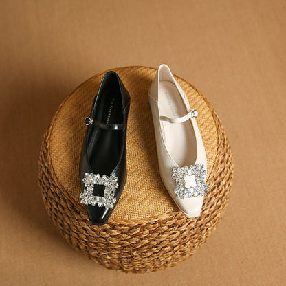 771-8 Xiaoxiangfeng pointed toe rhinestone square buckle single shoes new French temperament shallow mouth with low heels women's shoes 