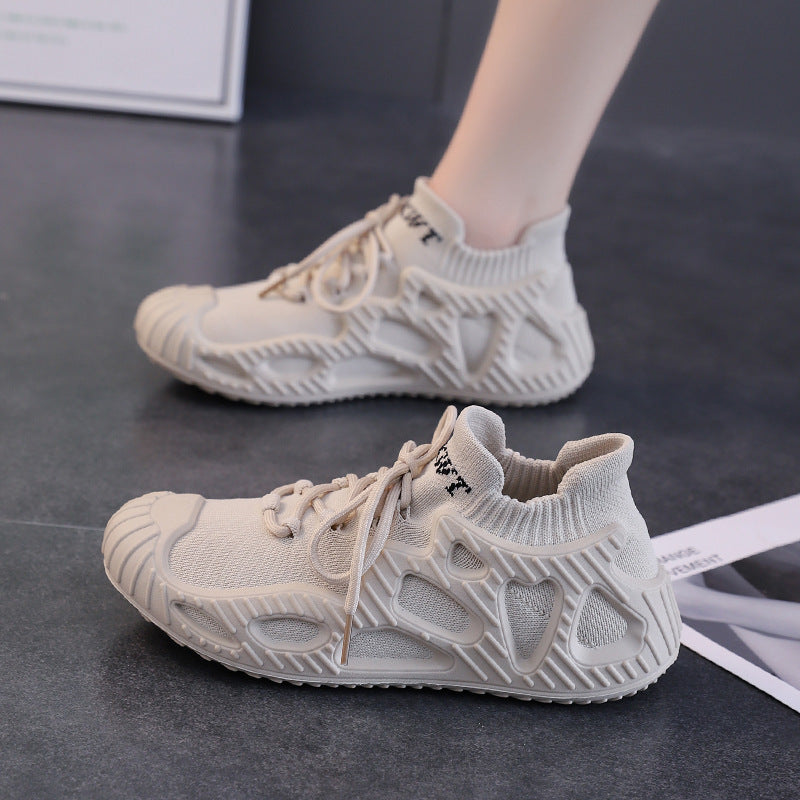 Flying knitted socks shoes female lazy slip on coconut shoes 2023 new fashion trendy shoes breathable sports casual shoes 