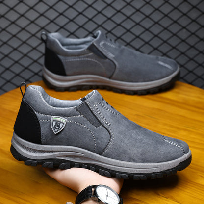 Slip on men's business casual shoes ပေါ့ပေါ့ပါးပါး နိုင်ငံခြားငွေရောင်းဝယ်ရေး အမျိုးသား ဆောင်းဦးရာသီနှင့် ဆောင်းရာသီ နယ်စပ်ဖြတ်ကျော် အမျိုးသား ကိရိယာတန်ဆာပလာ ဖိနပ်အသစ် လက်ကား