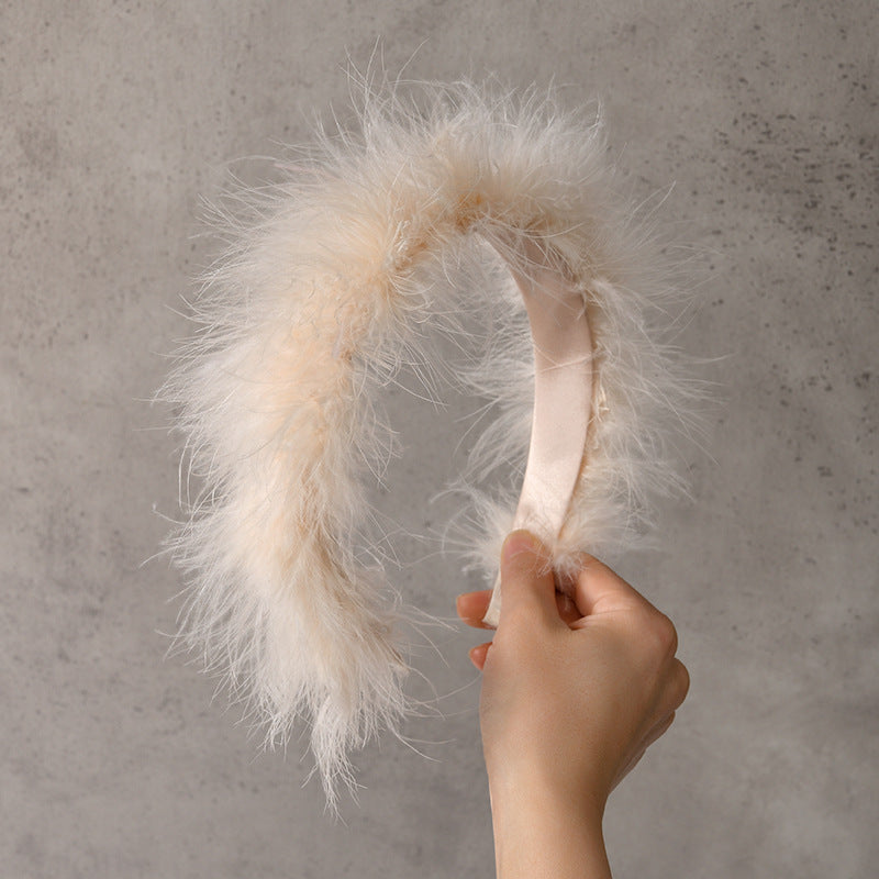 Korean high-end niche ostrich feather large intestine hair ring satin headband hair ring pig intestine black free shipping 