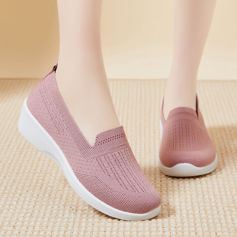 Shoes women's 2023 summer old Beijing cloth shoes foreign trade women's shoes breathable cross-border middle-aged and elderly soft-soled mother shoes 