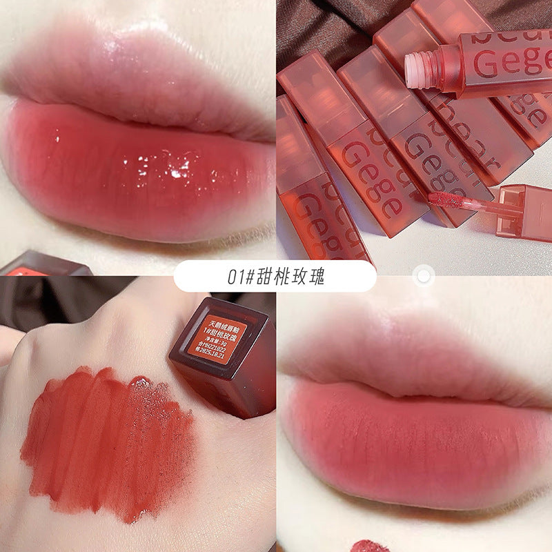 Gege bear Gege bear velvet lip glaze ကတ္တီပါနူးညံ့သော matte matte ကြာရှည်ခံပြီး ဆောင်းဦးနှင့် ဆောင်းရာသီ နှုတ်ခမ်းနီကို အရောင်မှိန်ရန်မလွယ်ကူပါ။ 