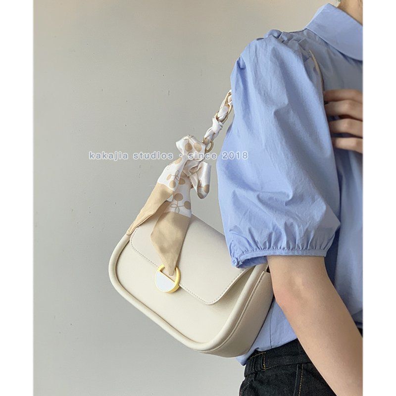 Niche texture underarm bag women's summer 2022 new trendy fashion chain bag small square bag all-match ins Messenger bag 