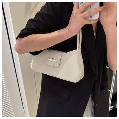 High-quality French-style niche bags 2024 new women's bags solid color popular crossbody shoulder underarm bag baguette bag 