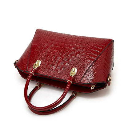 2023 Fashion Classic Patent Leather Glossy Crocodile Pattern Handheld Ladies Bag European and American Simple and Attractive Shoulder Bag Crossbody Bag 