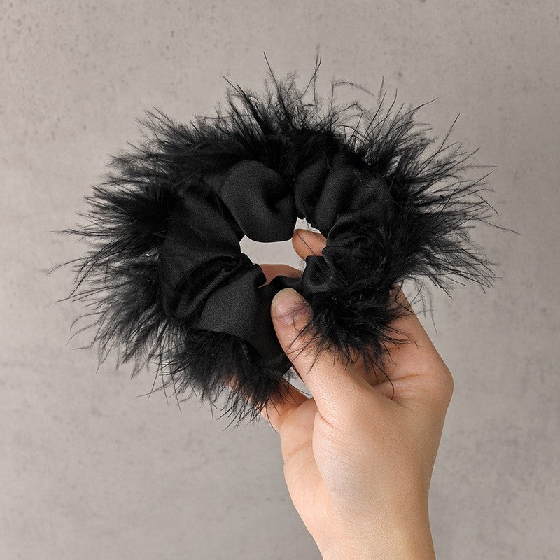 Korean high-end niche ostrich feather large intestine hair ring satin headband hair ring pig intestine black free shipping 