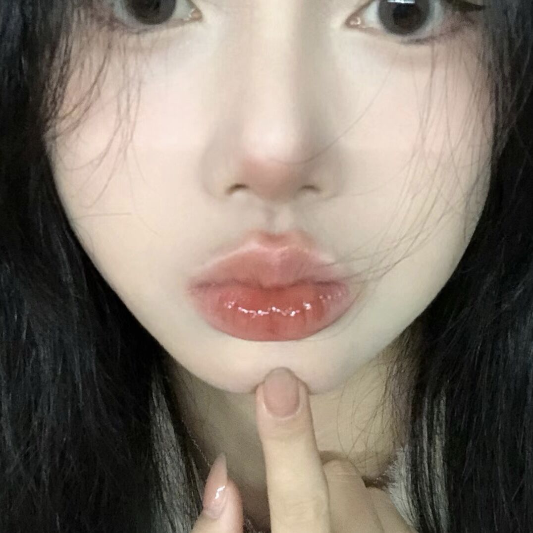 BENTAYGA Little Emotional Water Glossy Lip Glaze Mirror Moisturizing Lipstick Whitening Natural Nude Makeup အမျိုးသမီးများ နယ်စပ်ဖြတ်ကျော် လက်ကား 