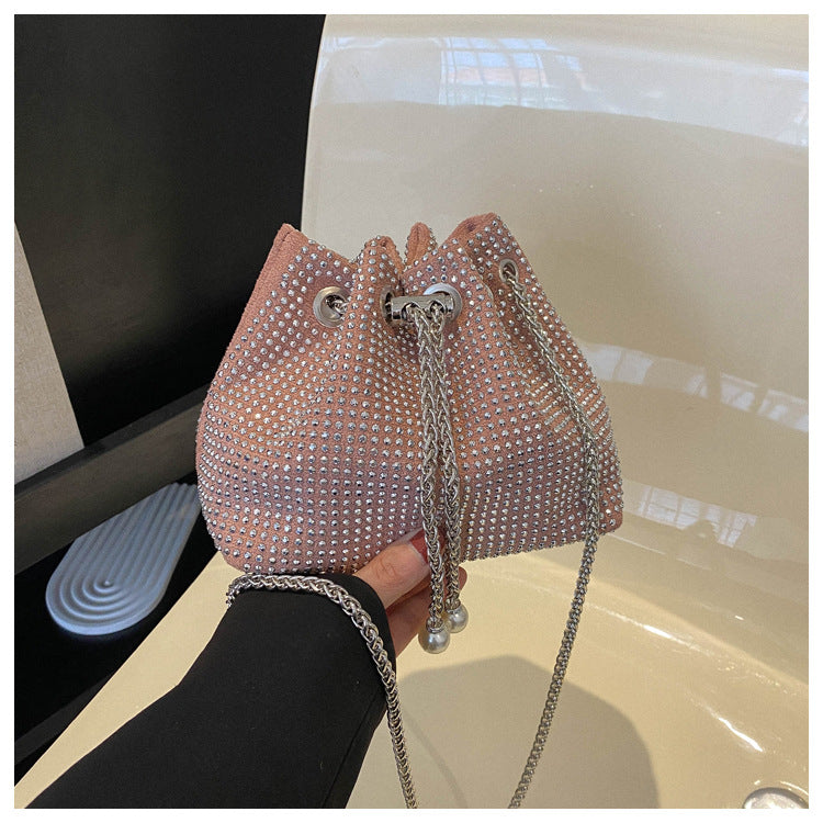 High-end light luxury rhinestone bag shiny crystal handbag flashing bag 2023 new chain bucket messenger bag 