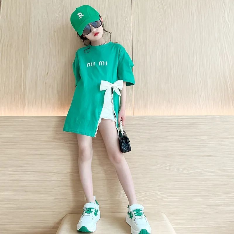 2023 new summer girls' bow T-shirt mid-length slit Korean version trendy fashion top short-sleeved medium and large children 