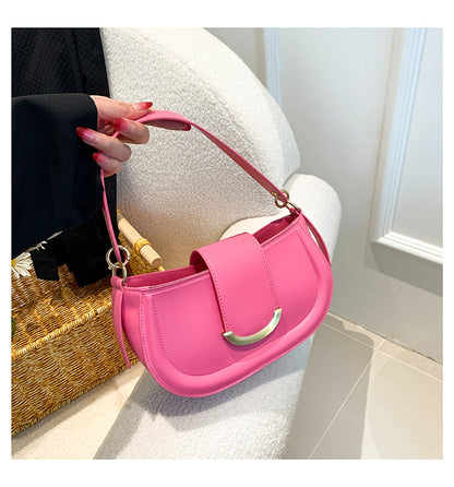 Textured Women's Shoulder Bag 2023 ဆောင်းဦးရာသီနှင့် ဆောင်းရာသီ ဖက်ရှင်အသစ် အသွေးအရောင်ရှိသော ပခုံးအောက် လက်အိတ် အစိုင်အခဲအရောင် အသွေးအသားပြု Crossbody Saddle Bag 