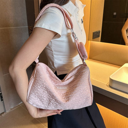 ရိုးရှင်းသောအနောက်တိုင်း Crossbody Bag အမျိုးသမီးအိတ် 2023 ဆောင်းဦးပေါက်ဖက်ရှင်အသစ် Bubble Check သေးငယ်သောလတ်ဆတ်သောကျောင်းသားအမျိုးသမီးပခုံးအိတ် 