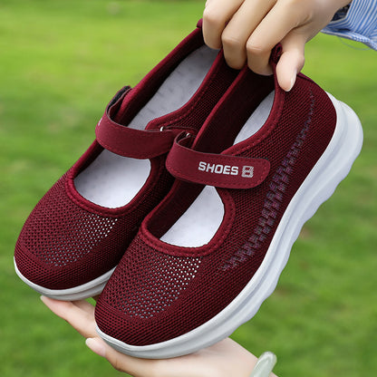 Old Beijing cloth shoes women's 2023 new shoes women's foreign trade women's shoes cross-border soft-soled mother shoes middle-aged and elderly walking shoes 