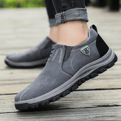 Slip on men's business casual shoes ပေါ့ပေါ့ပါးပါး နိုင်ငံခြားငွေရောင်းဝယ်ရေး အမျိုးသား ဆောင်းဦးရာသီနှင့် ဆောင်းရာသီ နယ်စပ်ဖြတ်ကျော် အမျိုးသား ကိရိယာတန်ဆာပလာ ဖိနပ်အသစ် လက်ကား