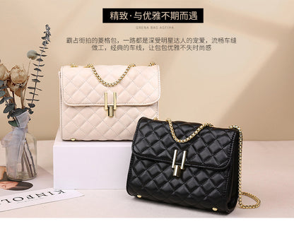 2022 New Trendy Chain Bag Shoulder Crossbody Bag Retro Fashion Small Fragrant Style Diamond Square Bag Guangzhou Wholesale 