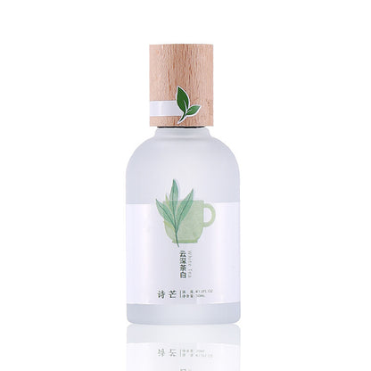 Perfume is long-lasting and authentic. Poetry Light Fragrance Floral and Fruity Fragrance. Student Douyin Popular Vietnamese Women's Perfume Wholesale 