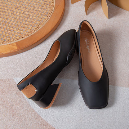 Leather soft-soled scoop shoes casual thick-heeled single shoes women's 2023 summer new round toe shallow mouth flat-bottomed grandma shoes Huizhou shoes 