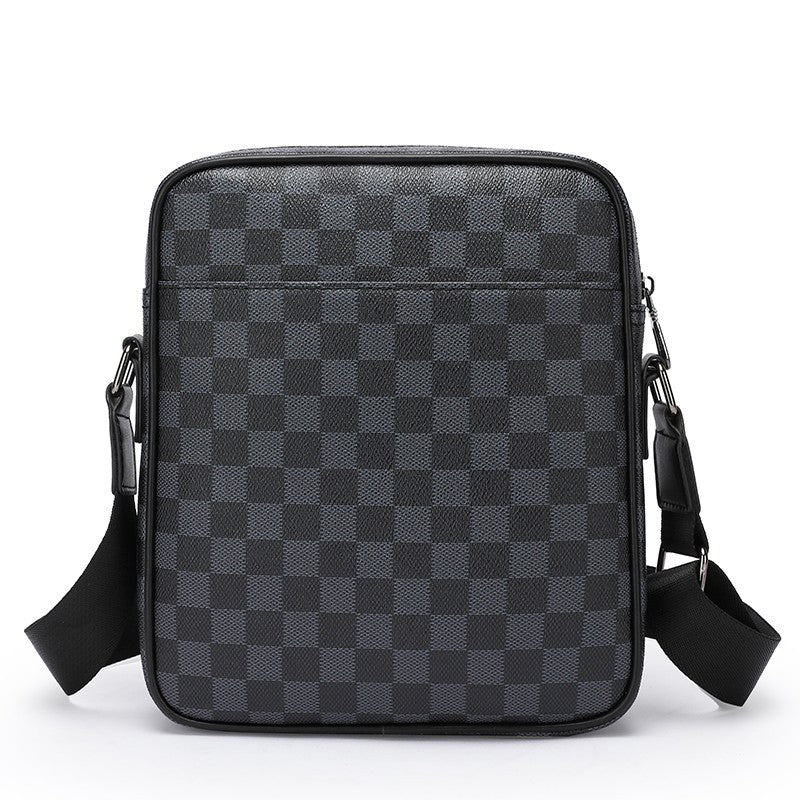 New trendy brand men's casual plaid shoulder bag leather sports Messenger bag personalized fashion small square bag trend 