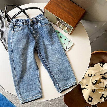 ကလေးဘောင်းဘီ 2023 Autumn Boys Korean Style Sand Washed Cotton Pocket Jeans Baby Style One Button Straight Leg Pants 