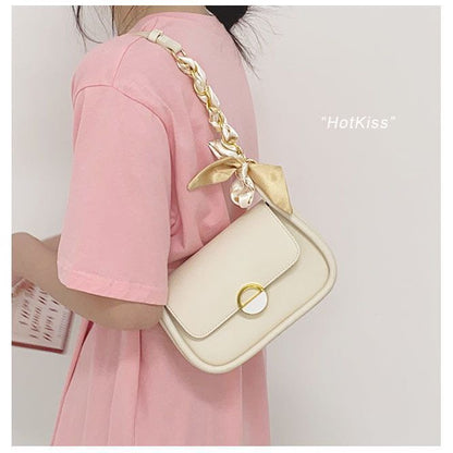 Niche texture underarm bag women's summer 2022 new trendy fashion chain bag small square bag all-match ins Messenger bag 