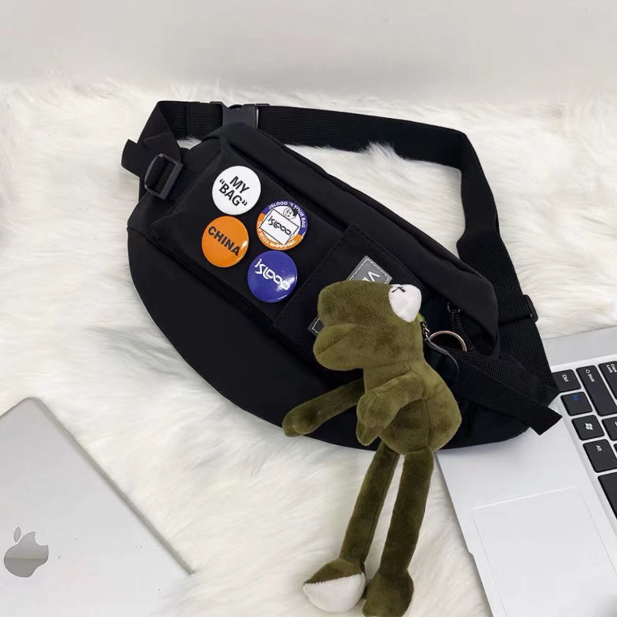 Ins trendy brand chest bag men's casual Japanese one-shoulder small backpack female student trend Messenger bag 2022 new waist bag 