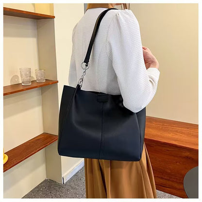 Large-capacity bag women's summer 2022 new trendy tote bag commuter bag college students class shoulder bag shopping bag 