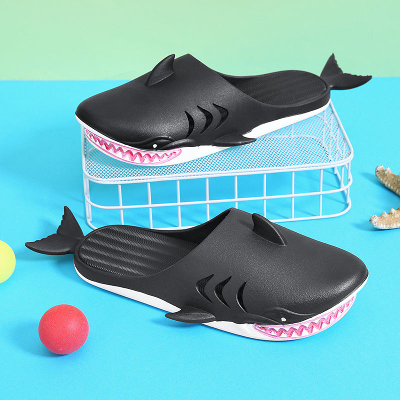 2022 new slippers men's summer tide cartoon shark outer wear outdoor beach word sandals and slippers non-slip outdoor slippers 